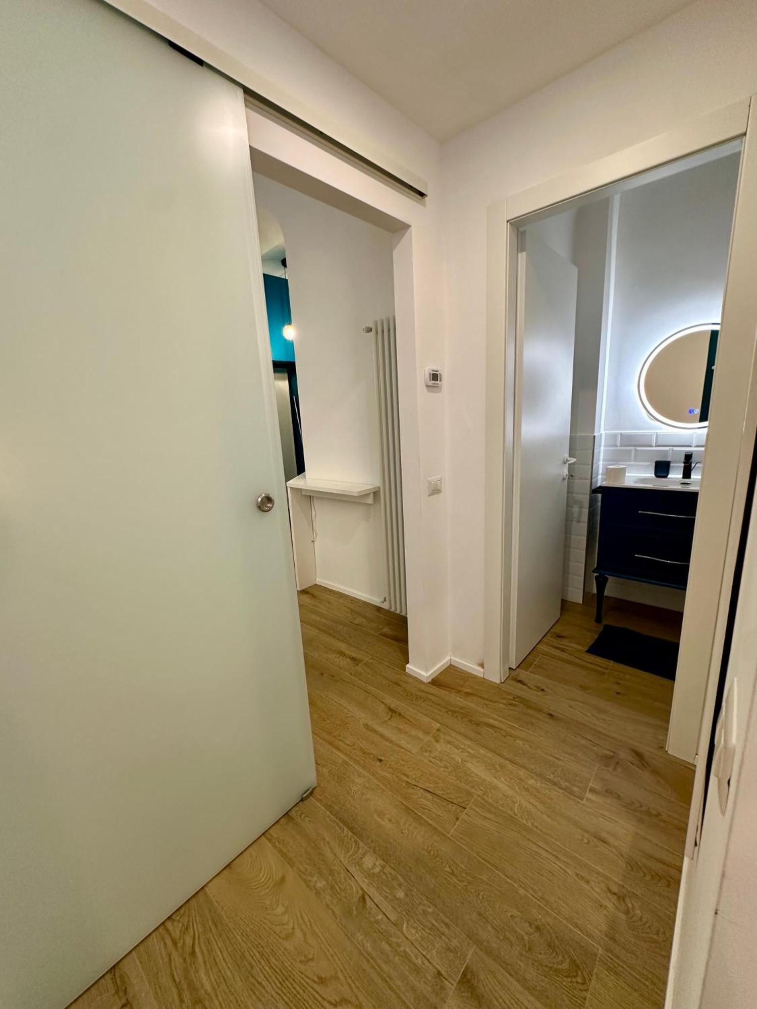 Lr Deluxe Apartments - Porta Venezia - Bilocale Con Giardino Privato Milano Eksteriør billede